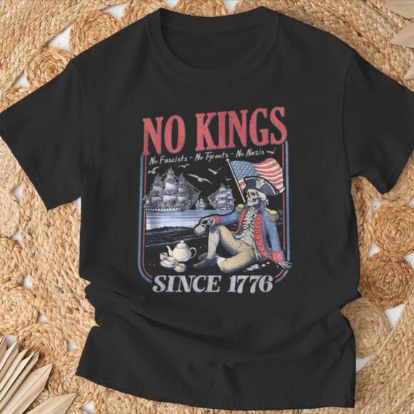 Retro No Kings No Fascists Since 1776 T-Shirt 165 - Picture 1 of 5